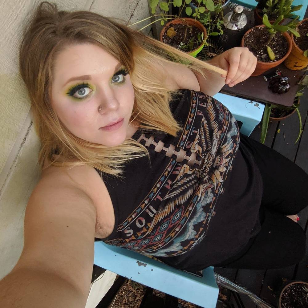 Meet your Posher, Alyse